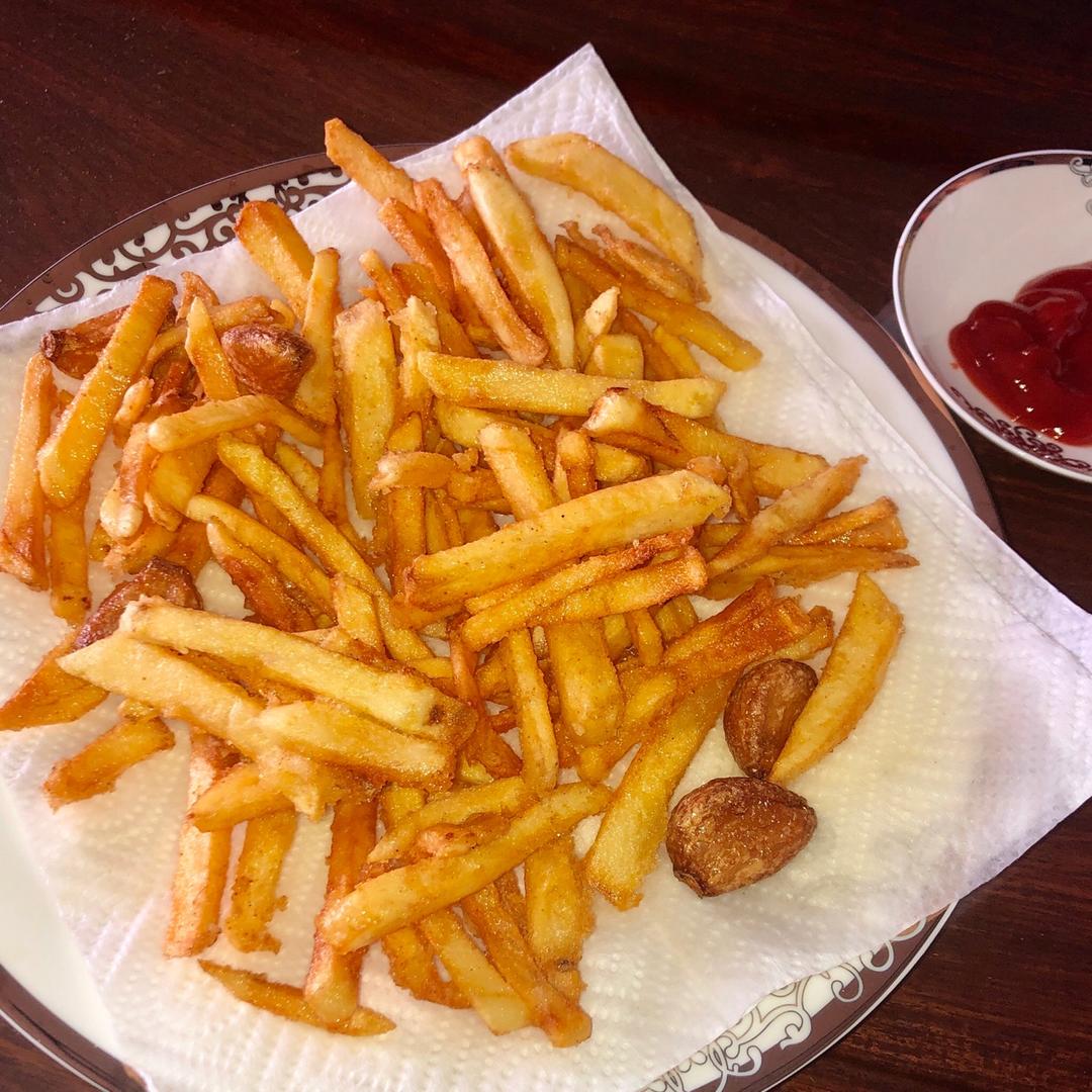 外酥里嫩的椒盐蒜香薯条🍟煲剧必备