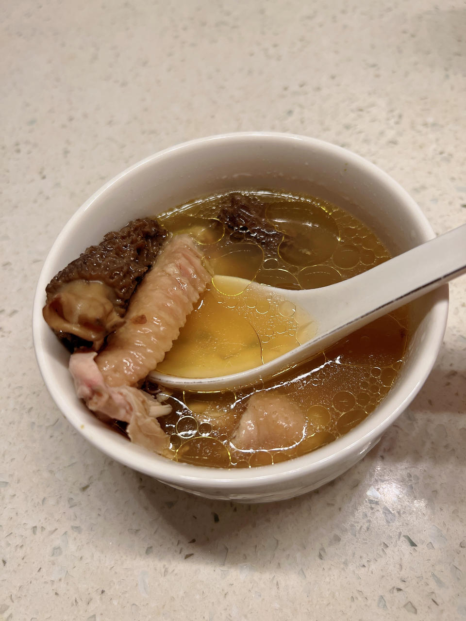 鲜美无敌：清炖鸡汤🐔