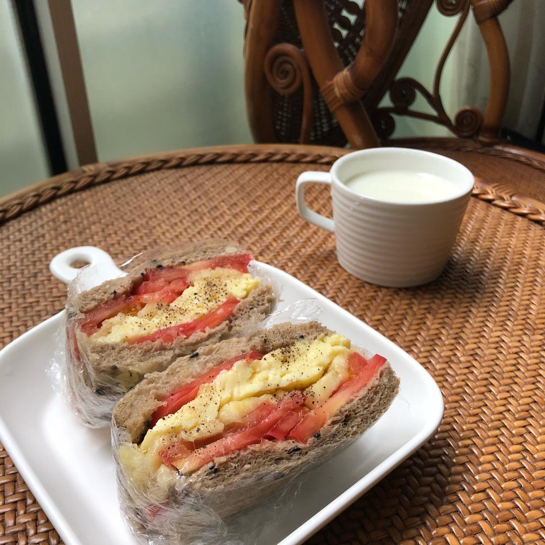 如何做超厚的沼三明治~详细tip！牛油果鸡蛋午餐肉三明治~