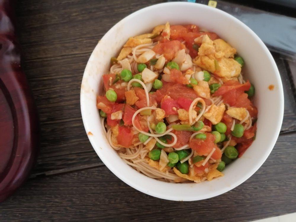 西红柿鸡蛋焖面