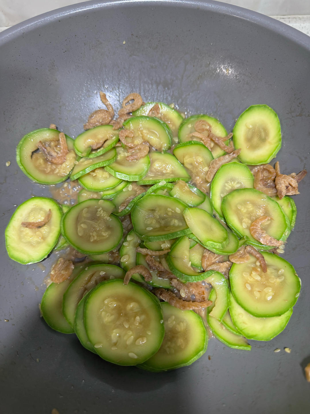 虾皮炝西葫 补钙神器