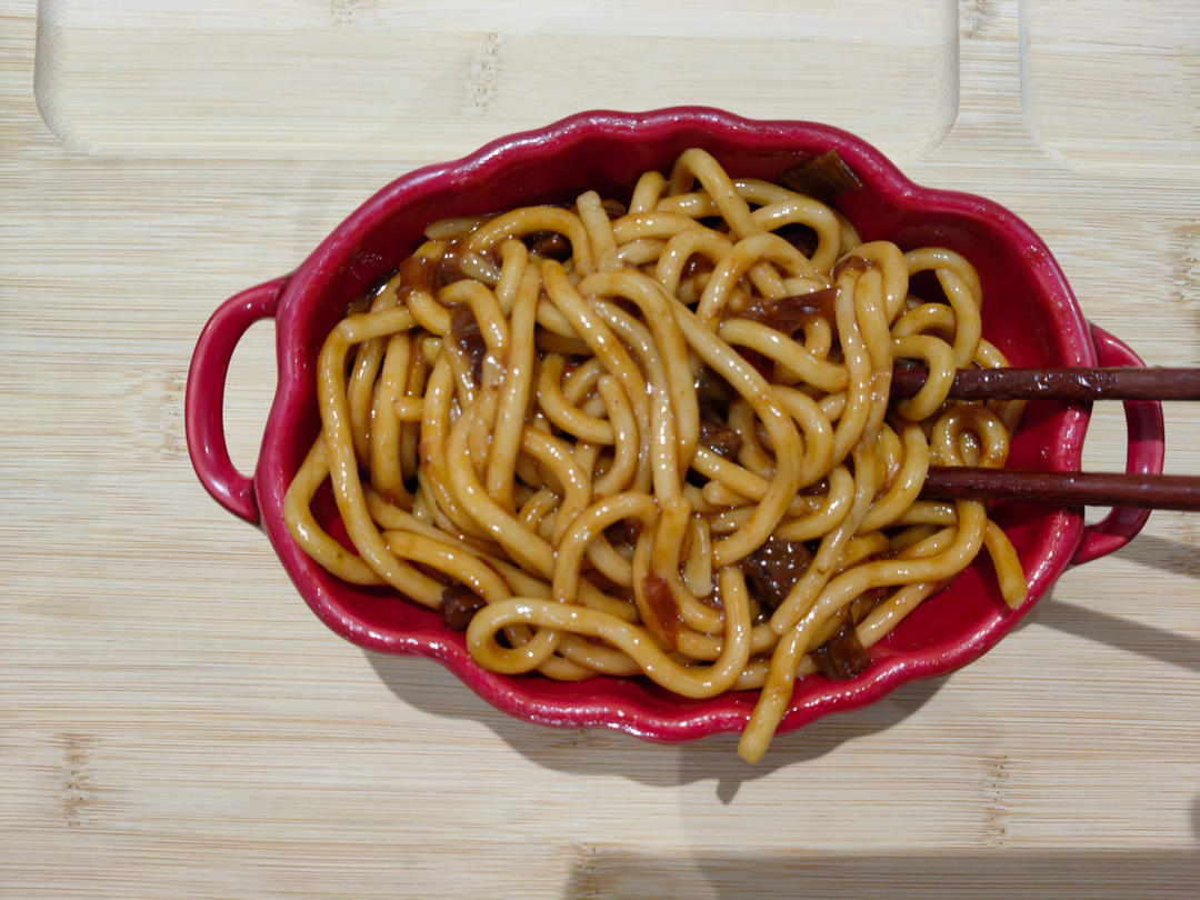 村驴炸酱面低卡版