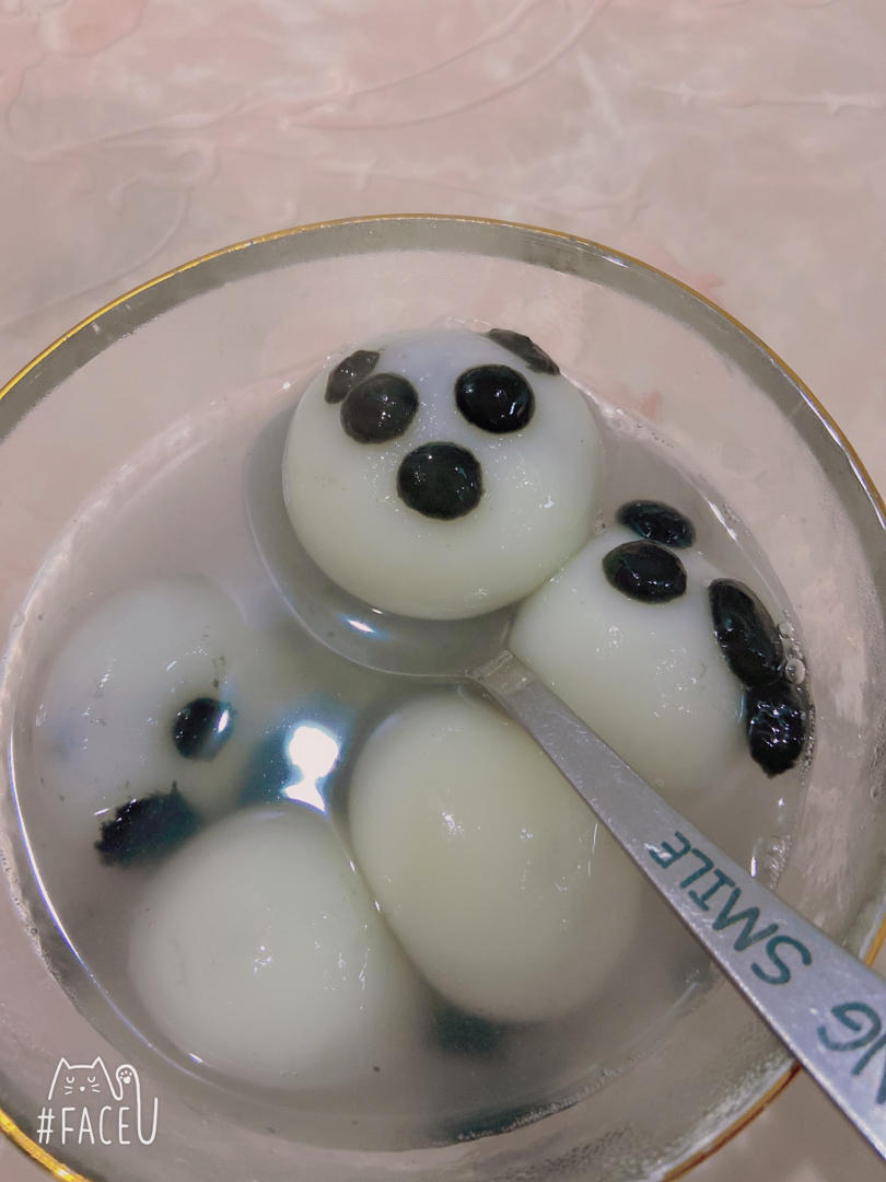 卡通芝麻汤圆与蘑菇造型包