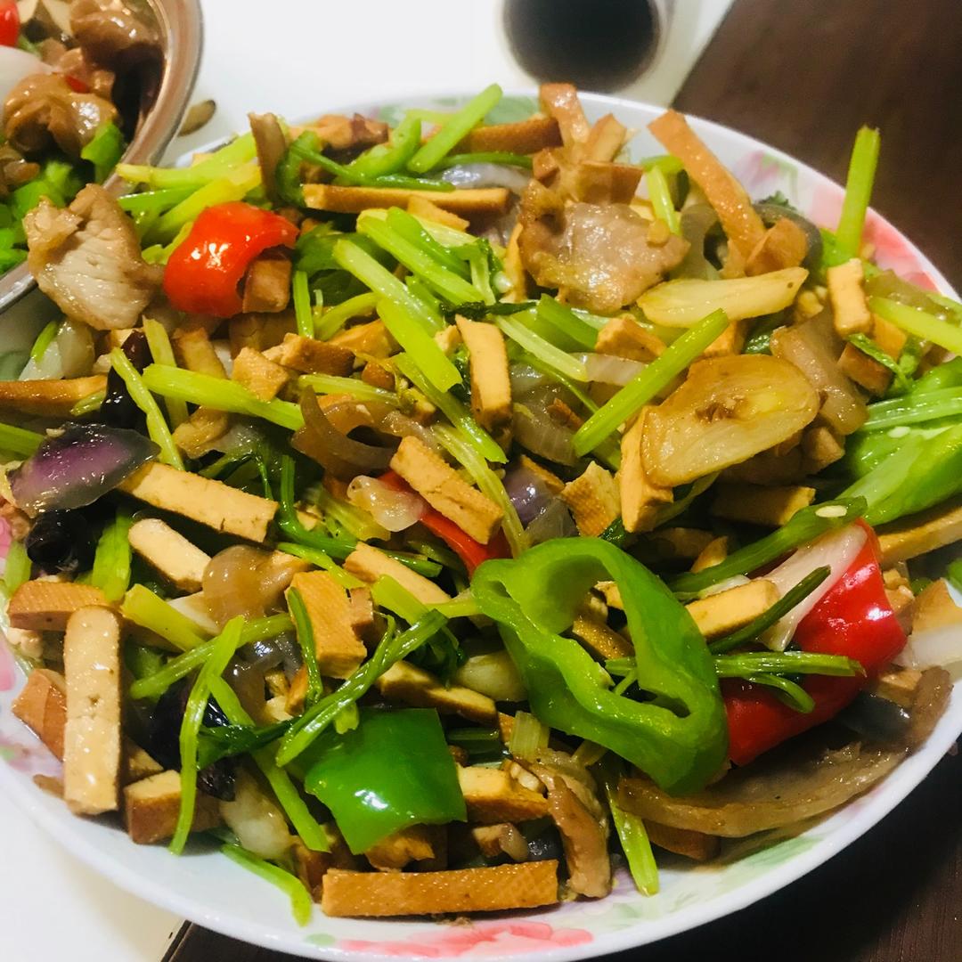 芹菜炒香干