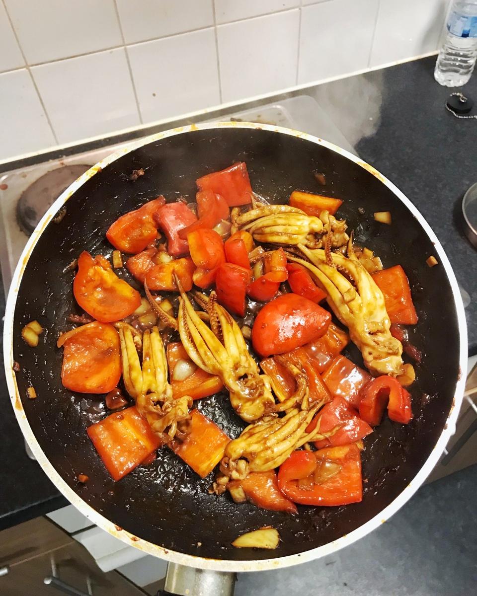 青椒炒鱿鱼须
