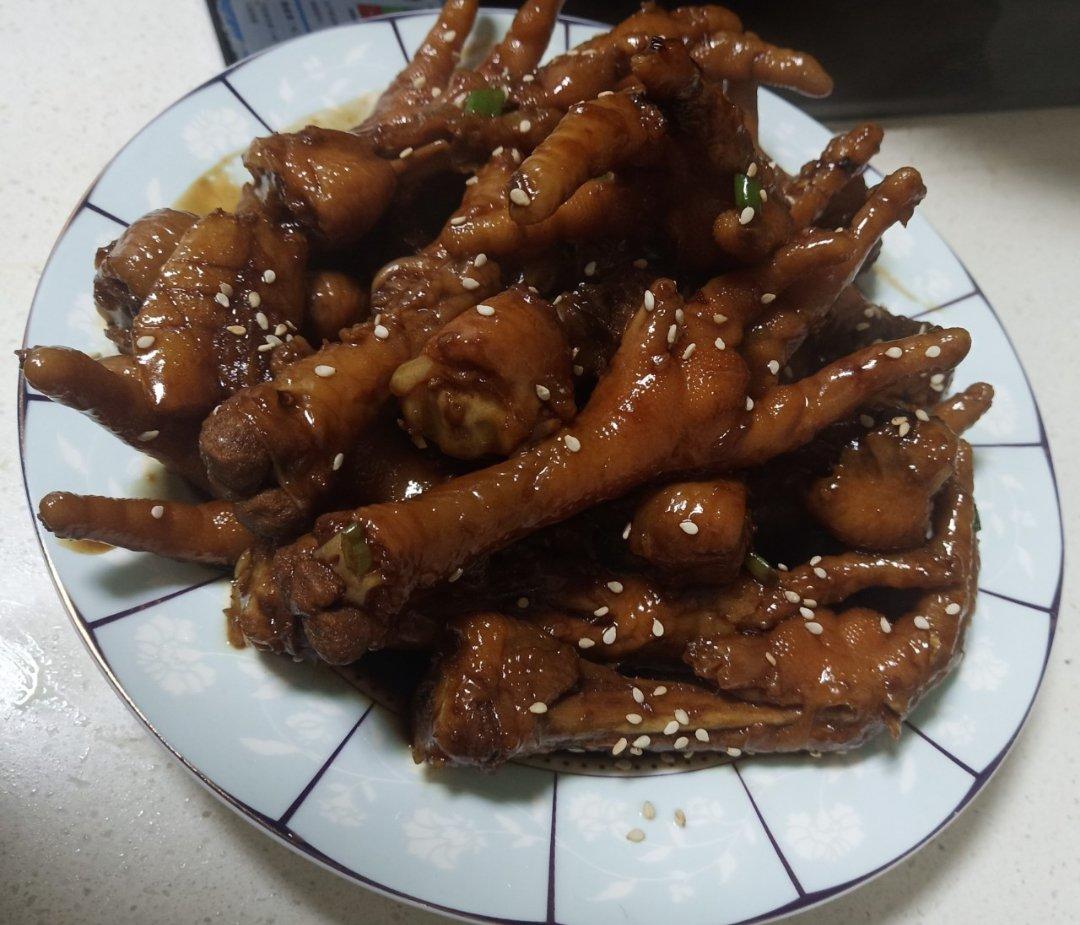 “销魂”卤鸡爪