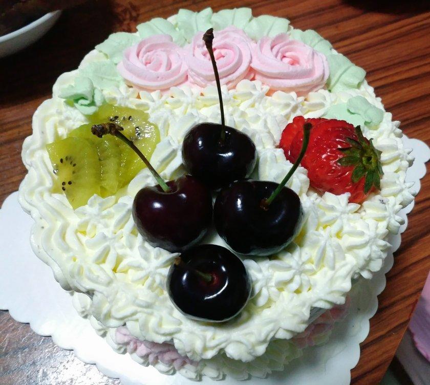 可可戚风 巧克力围边奶油蛋糕（视频菜谱）