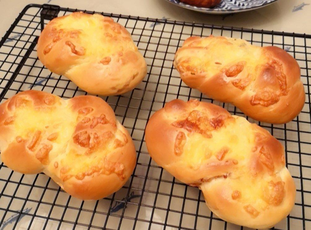 拉丝培根芝士面包-超幸福口感～详细步骤