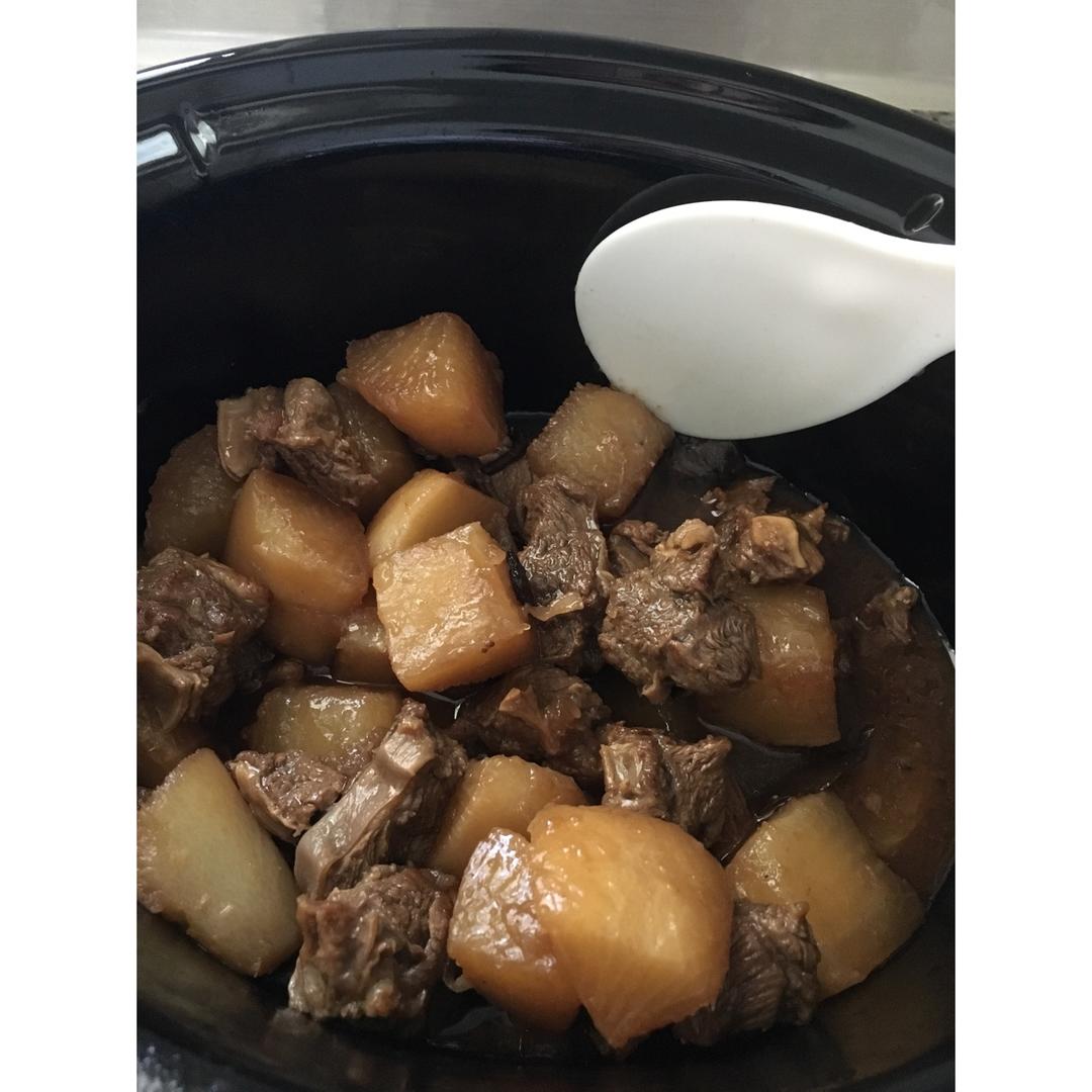 萝卜炖牛腩