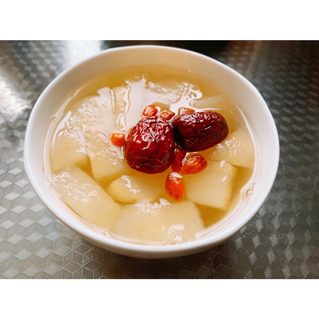 冰糖银耳梨汤
