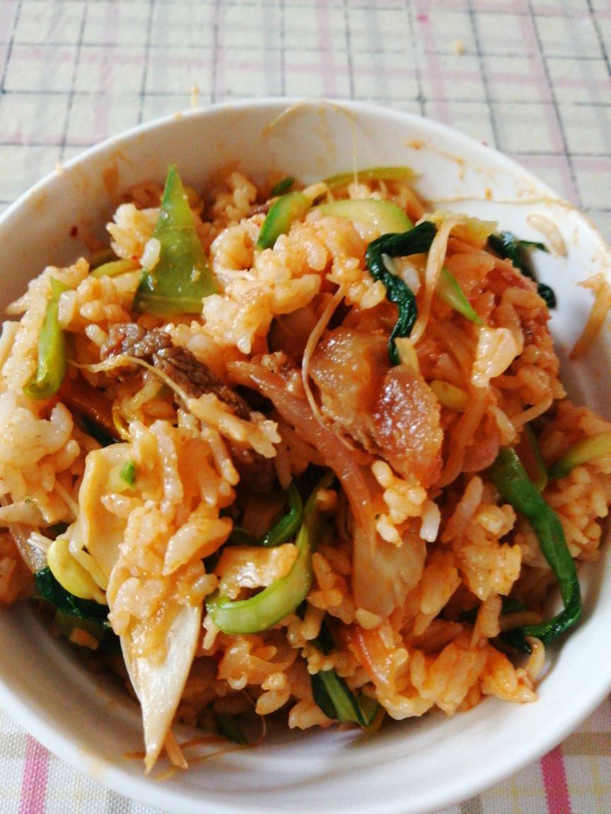 韩式泡菜拌饭