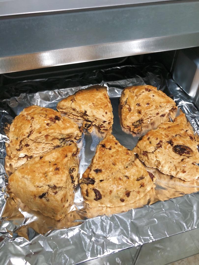 完胜星巴克的超美味酥脆司康 super easy crunched scone