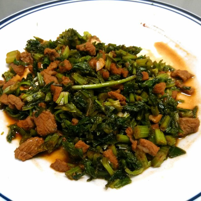 芹菜牛肉末「下饭神器」
