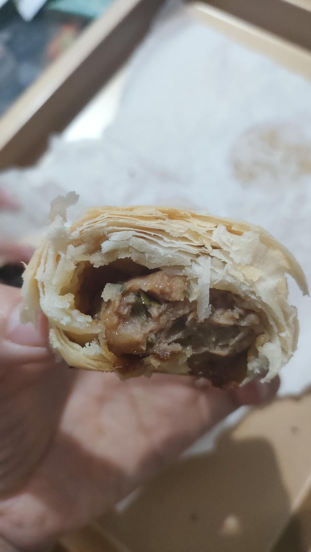 苏式月饼🥮/酥皮鲜肉/麻辣小龙虾🦞/榨菜鲜肉