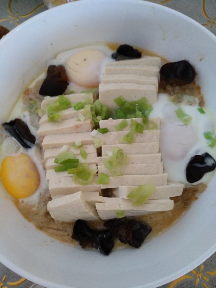 芳华豆腐抱鸡蛋