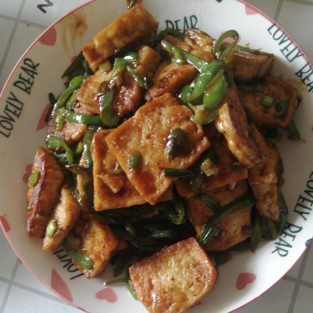 青椒炒豆腐