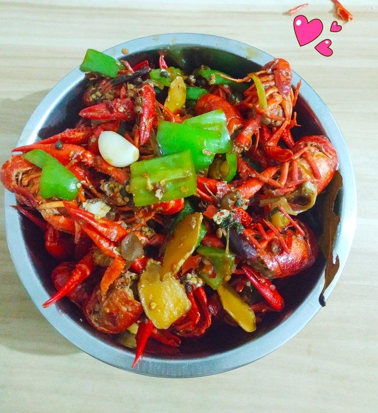 十三香龙虾