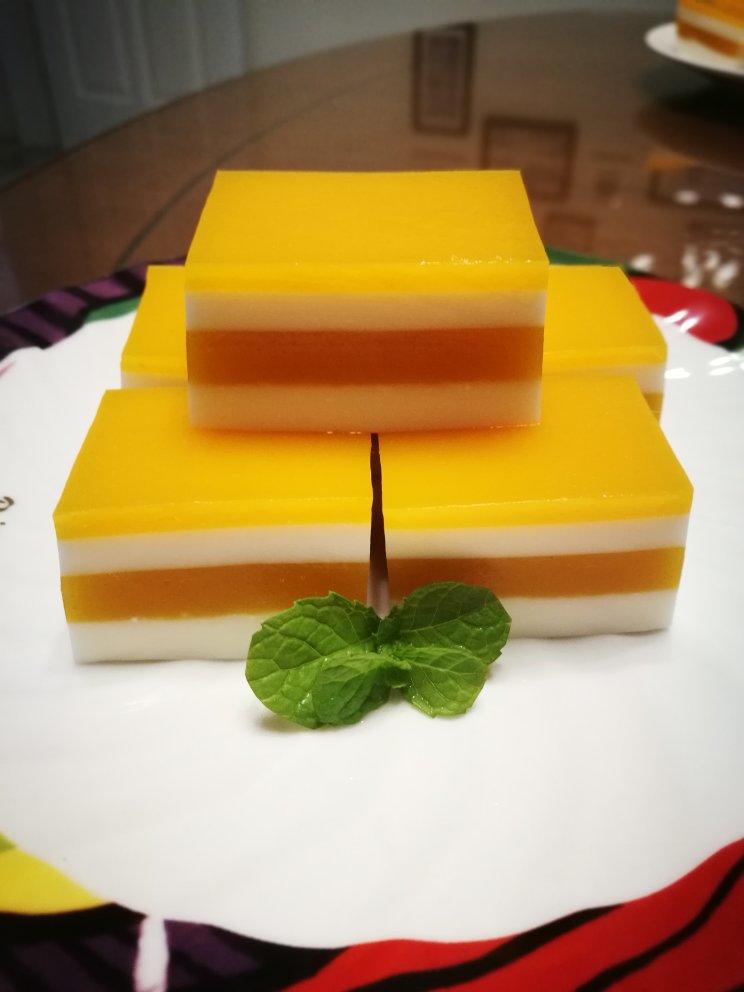 ming2008做的芒果椰汁千层糕