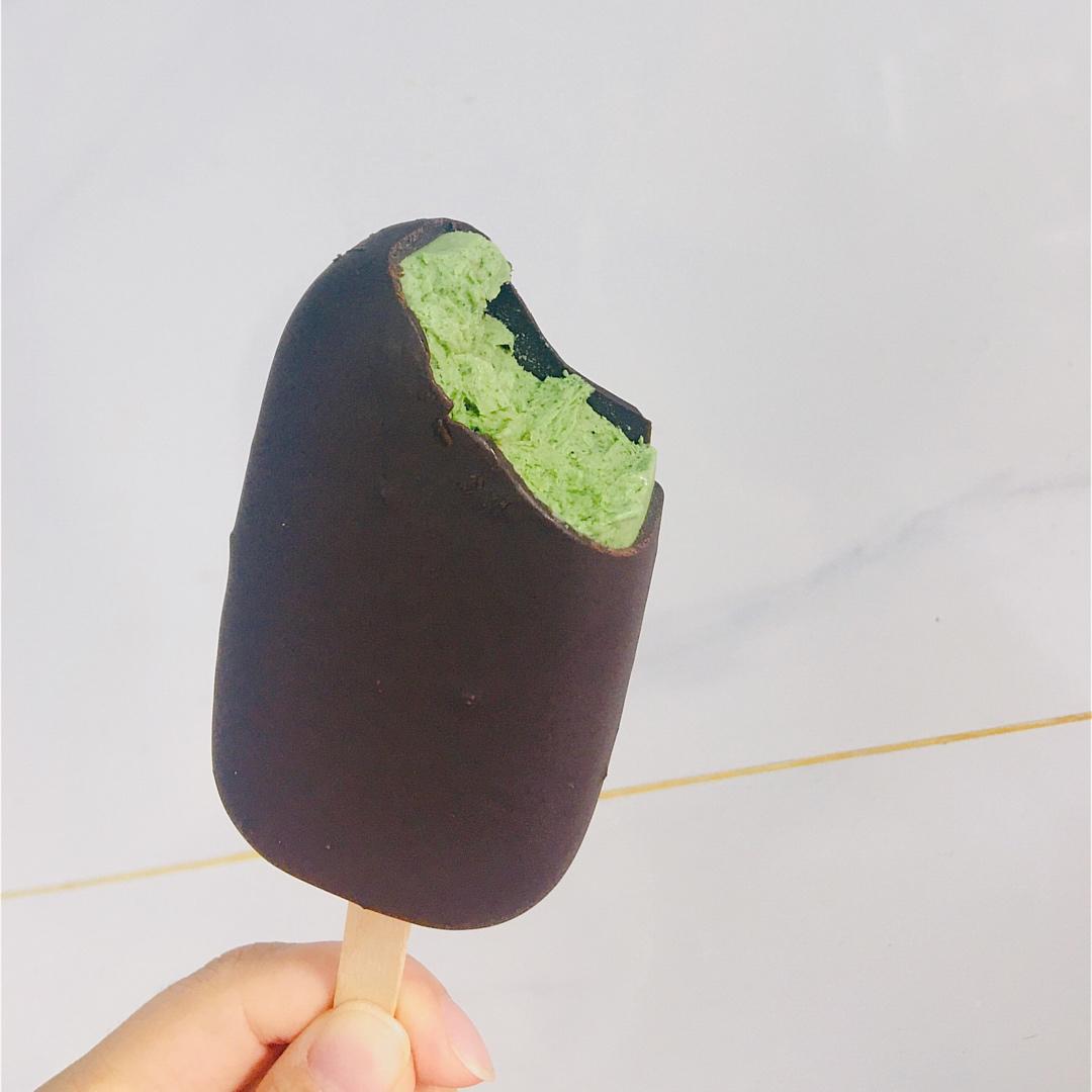 无冰渣超好吃的梦龙脆皮冰淇淋雪糕-抺茶/巧克力口味