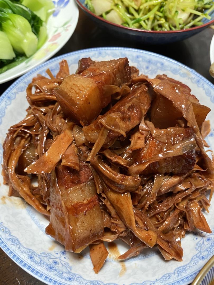 小辣椒3636做的笋干烧肉