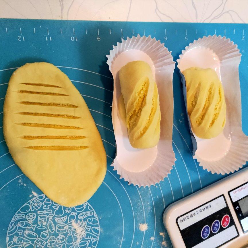 椰蓉小面包