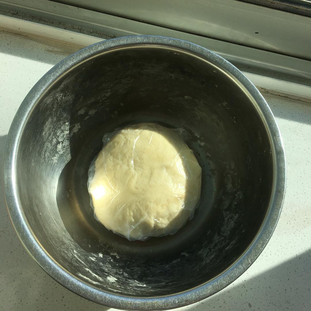 黄油面包卷