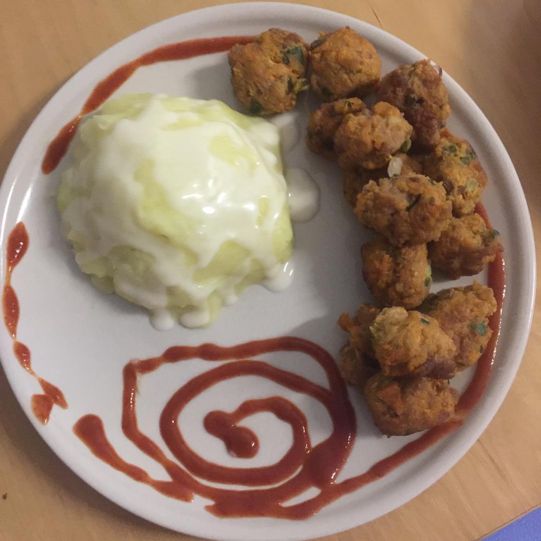 油炸胡萝卜小肉丸