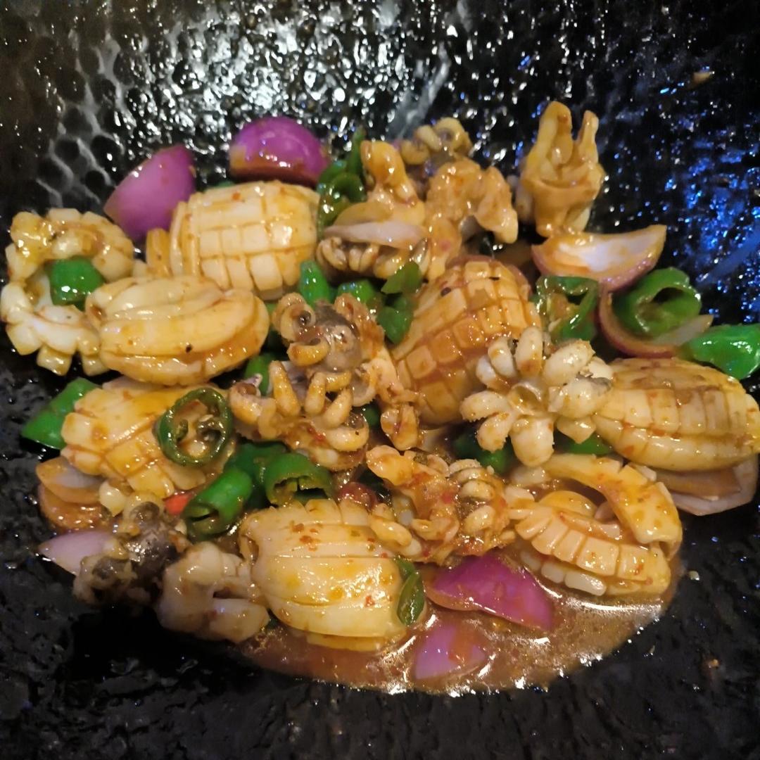 酱爆墨鱼仔
