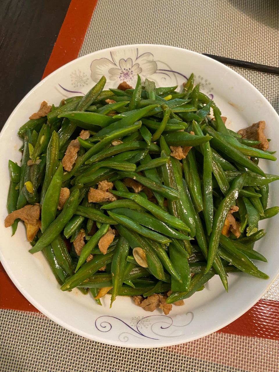 炒肉就得嫩—豆角炒肉（四季豆）
