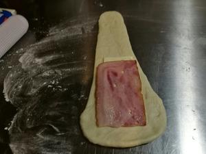 奶酪培根小面包（汤种法）的做法 步骤6