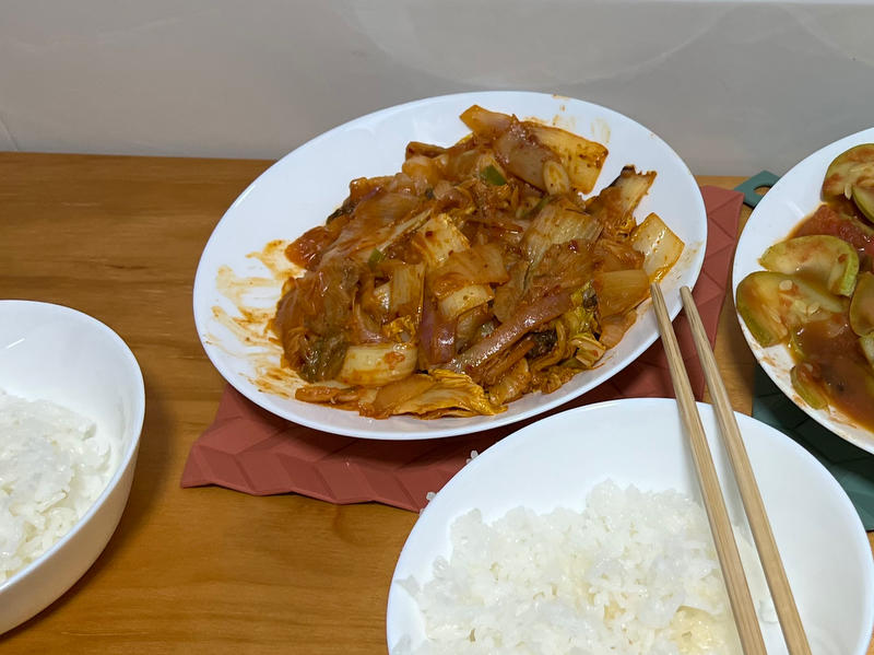 辣白菜炒五花肉