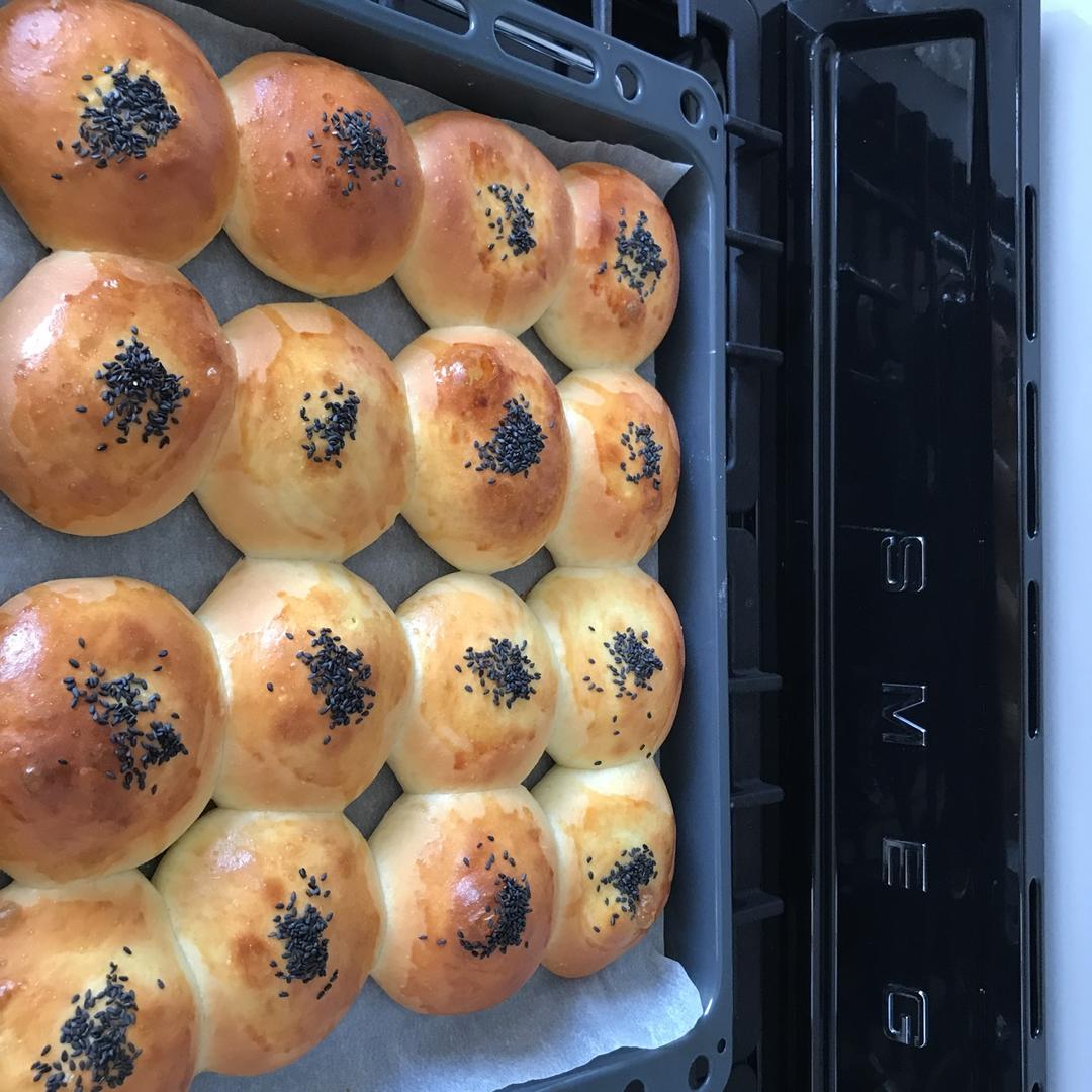 奶黄小餐包-一次发酵超好吃（附快手奶黄馅制作方法）