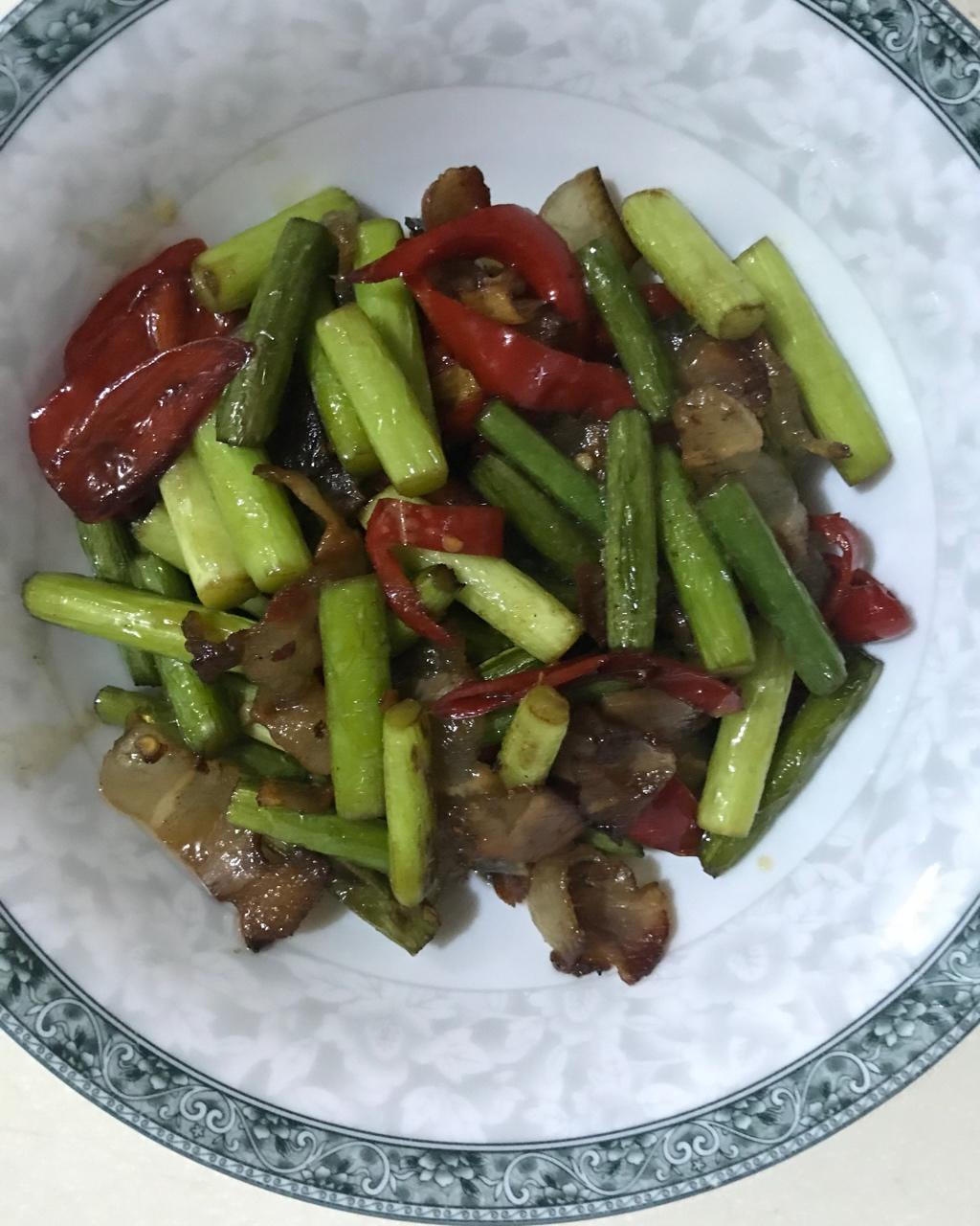 蒜苔炒腊肉