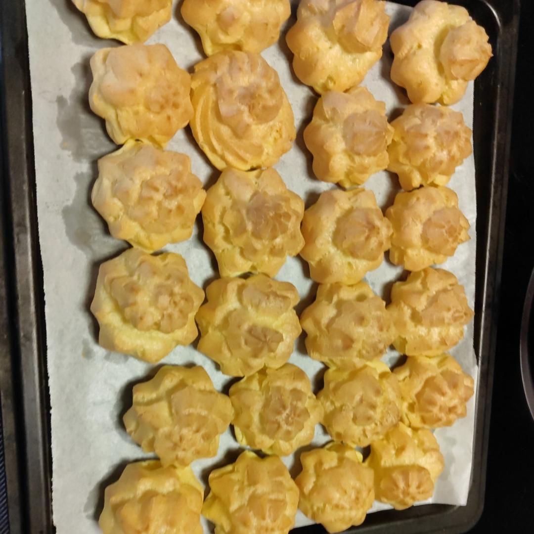 简单易成功的奶油小泡芙做法