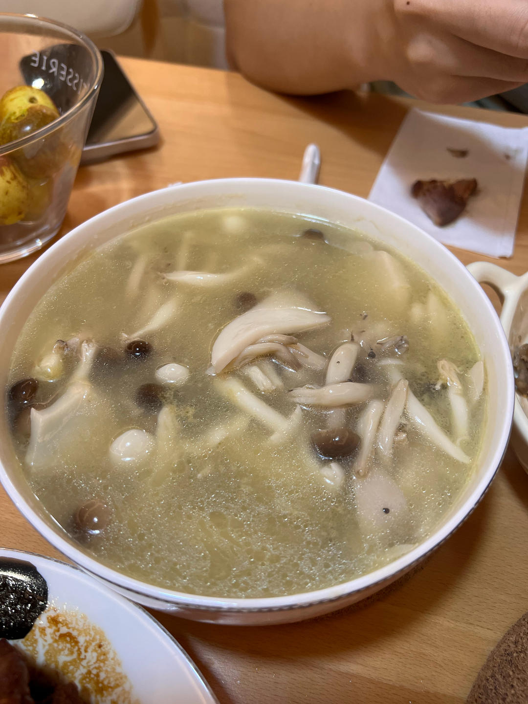菌菇杂烩汤的做法
