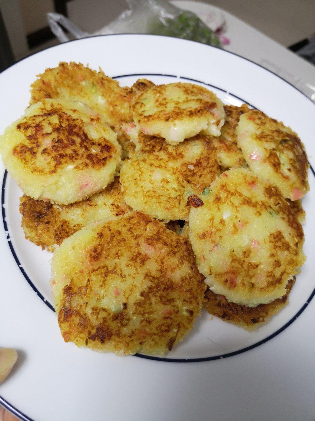 虾仁土豆泥饼球【煎或炸😋】