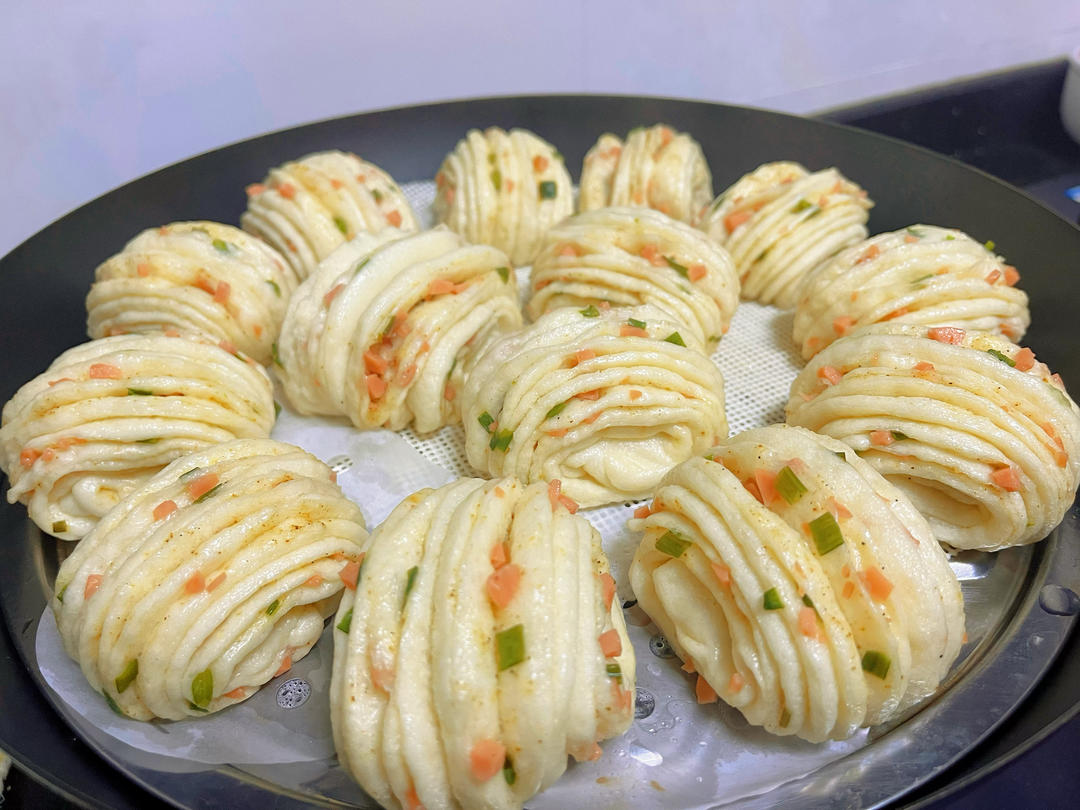 椒盐葱香花卷