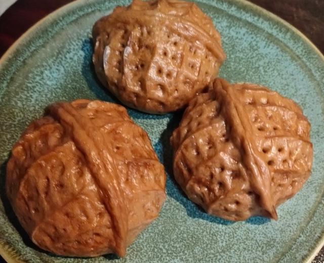 核桃枣泥包 (如何自制核桃造型夹)的做法