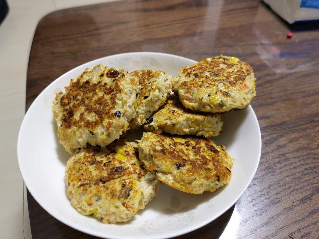 减肥餐低脂鸡胸肉饼