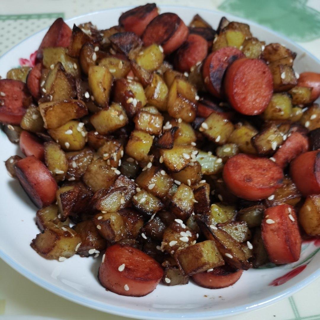 孜然火腿土豆丁