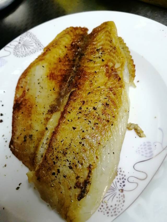 香煎鲷鱼