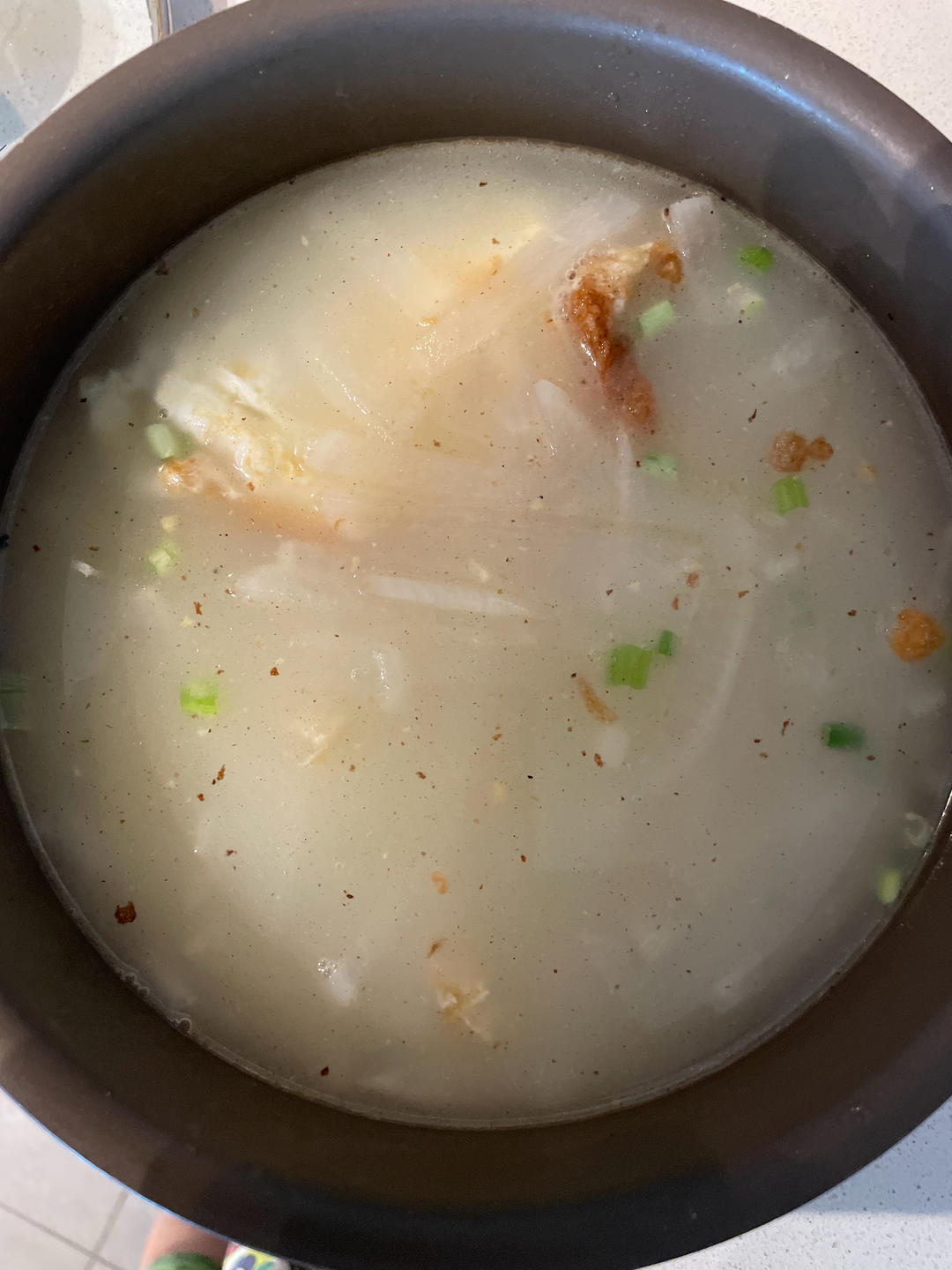 奶白鲜香的萝卜丝煎蛋汤