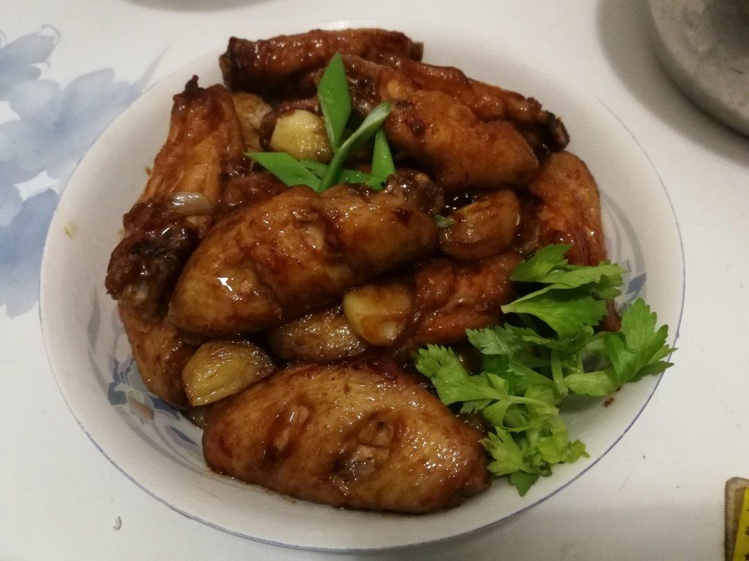蒜香蚝油鸡翅中