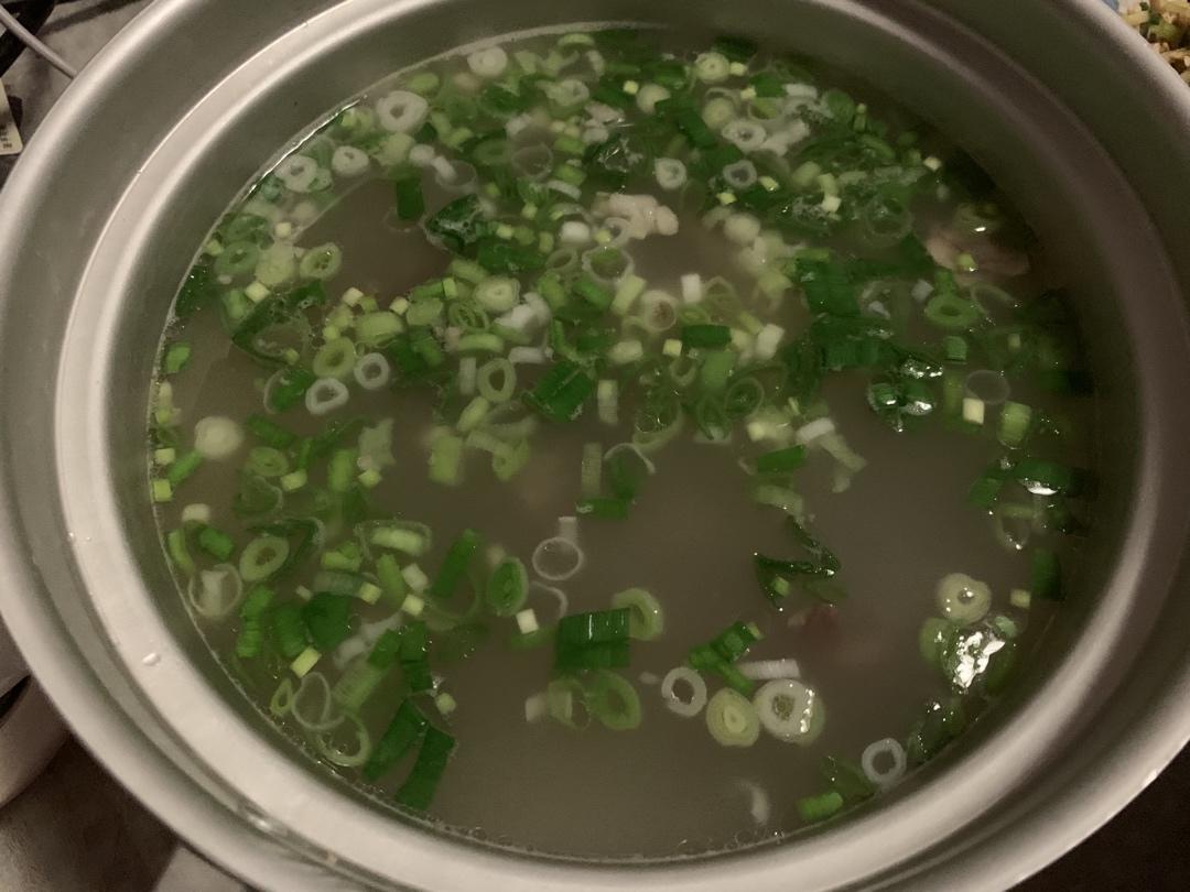 牛肉汤(超简单)