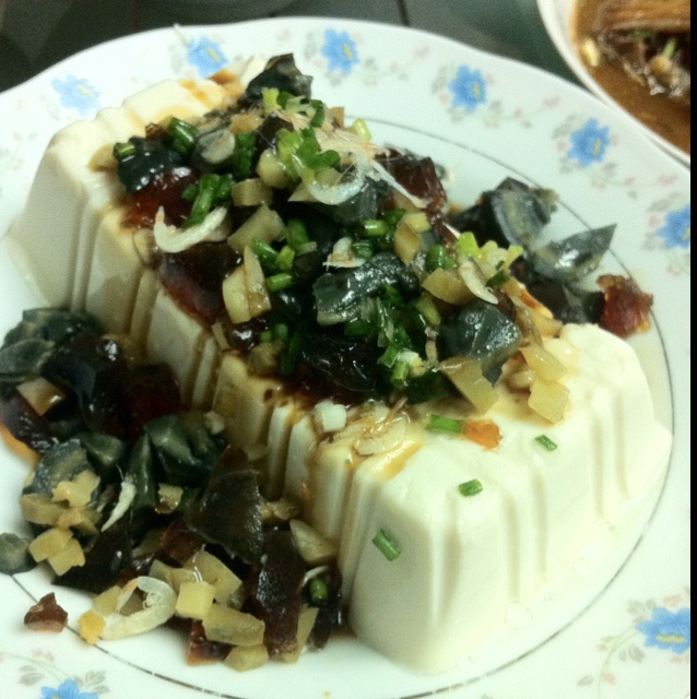 皮蛋豆腐