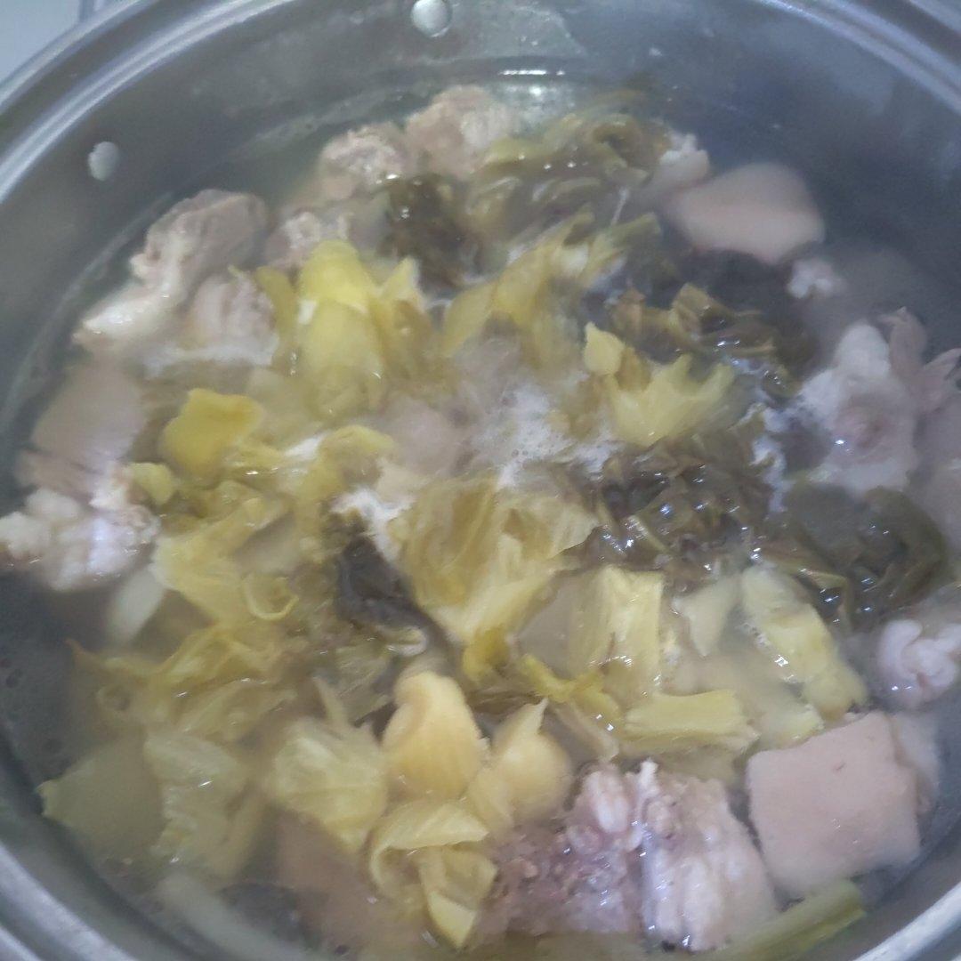 羊肉汤(炖萝卜)