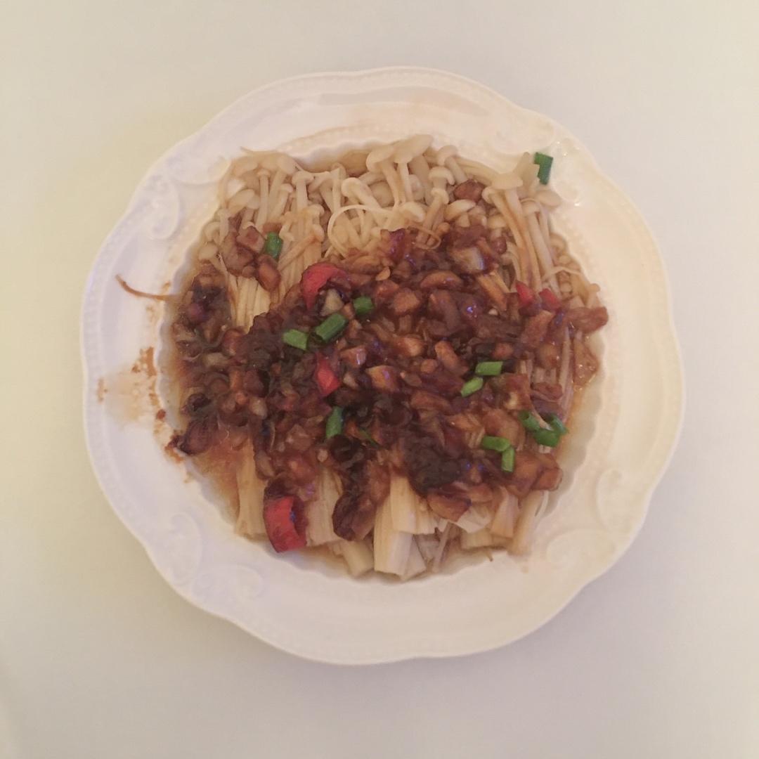 蒜蓉金针菇，简单快手的下饭神菜