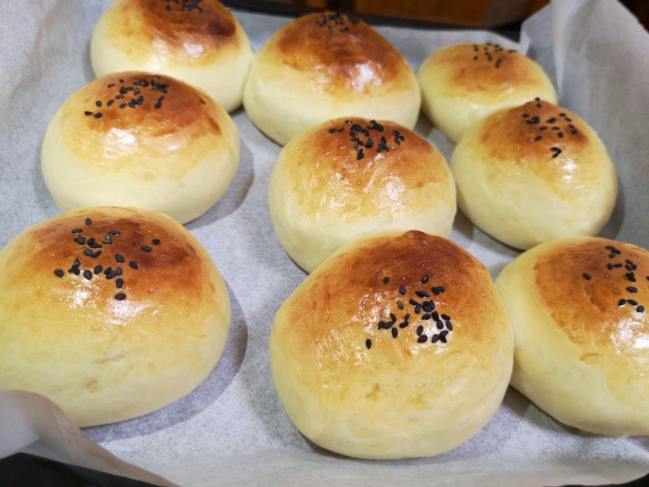 超软牛奶小餐包