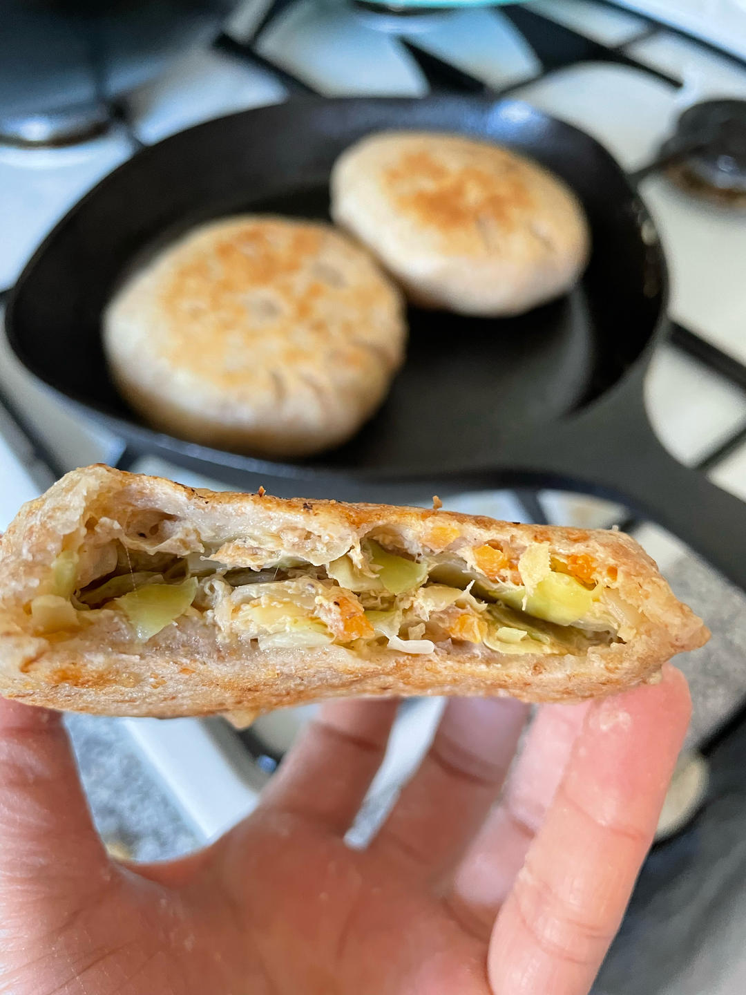 皮薄馅多的圆白菜馅饼