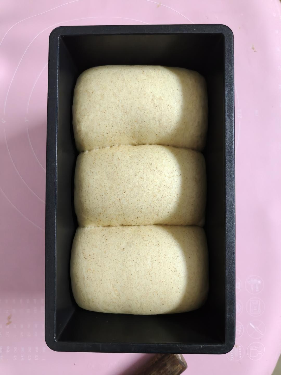 Poolish种（波兰种）吐司——不推荐不行的吐司配方